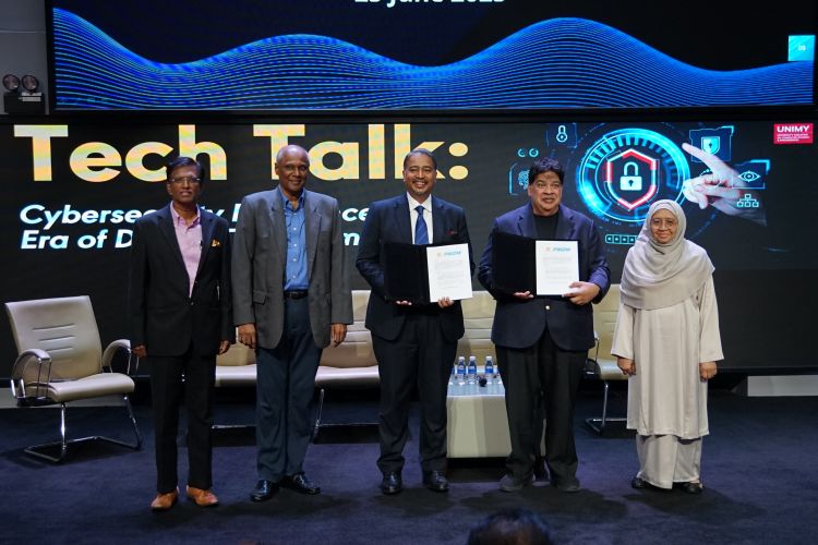 BAC Education x PIKOM Sign Landmark MOU